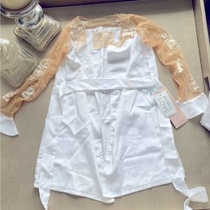 Robed with Love- Flower Girl Robe, White- Brand new with tags!